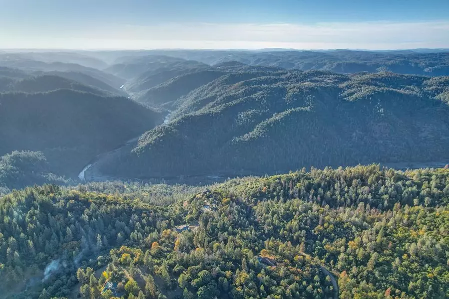 6 Sliger Mine RD, Greenwood, CA 95635