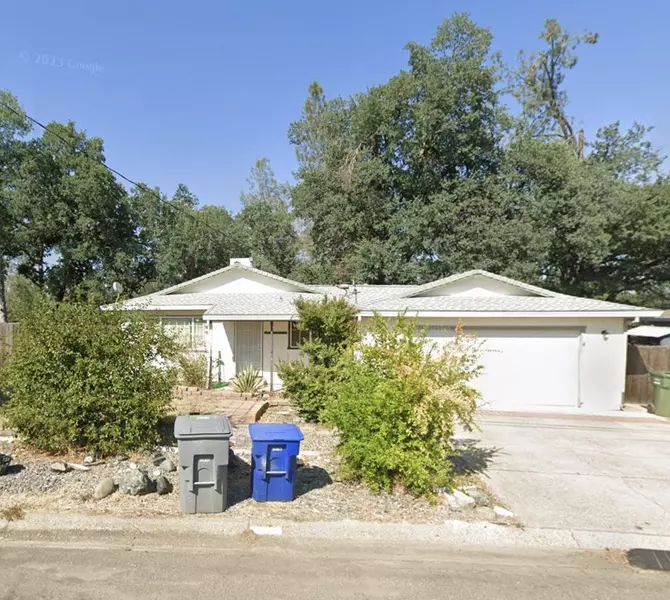 4615 Enchanted WAY, Redding, CA 96001