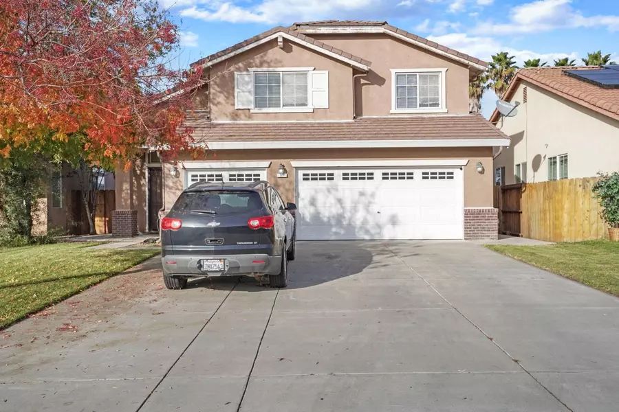 67 Travertine CT, Lathrop, CA 95330