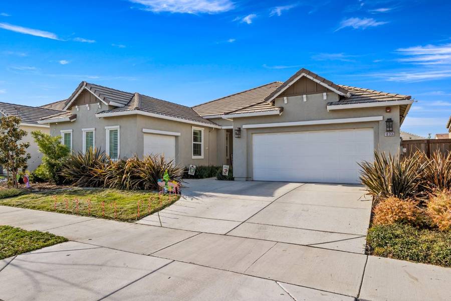 10366 Montaria WAY, Elk Grove, CA 95757