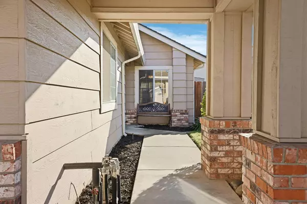 Modesto, CA 95357,3708 Gatesville AVE