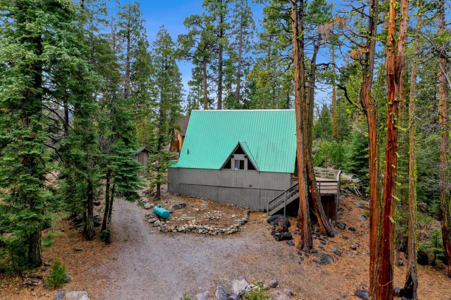 36 Gerle Creek, Pollock Pines, CA 95726