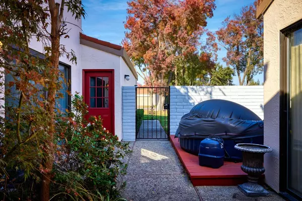 Stockton, CA 95207,2018 Venetian DR