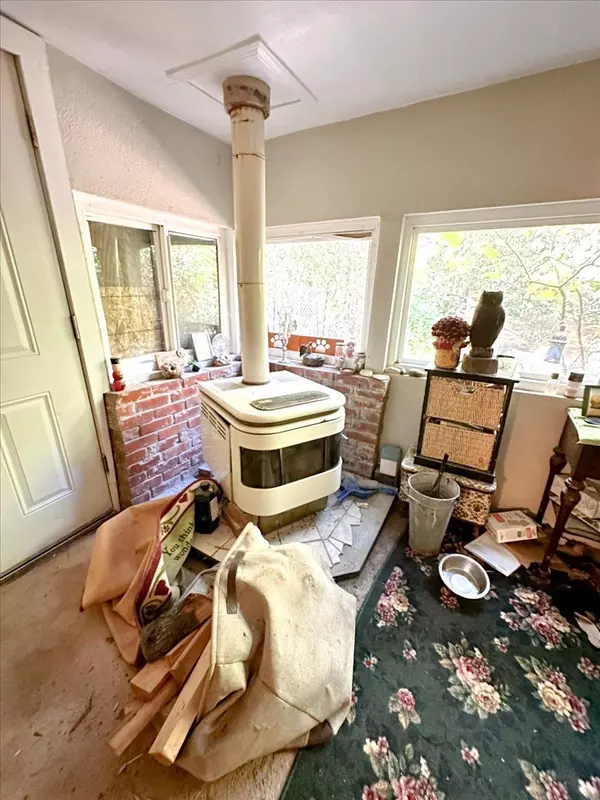 15049 Stagecoach WAY Rough And Ready, CA 95975