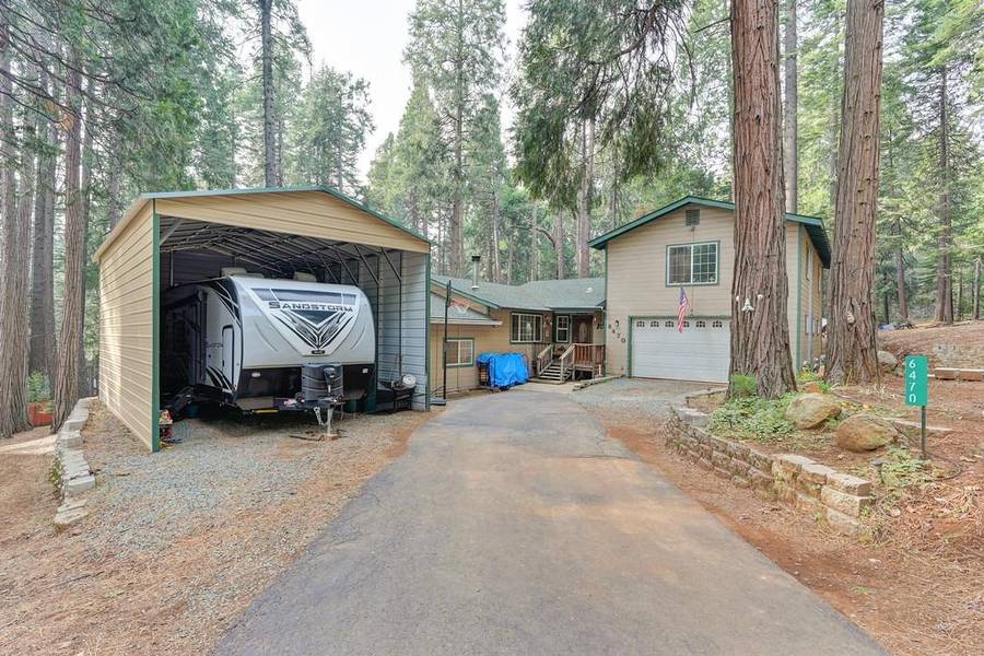 6470 Greenleaf LN, Pollock Pines, CA 95726