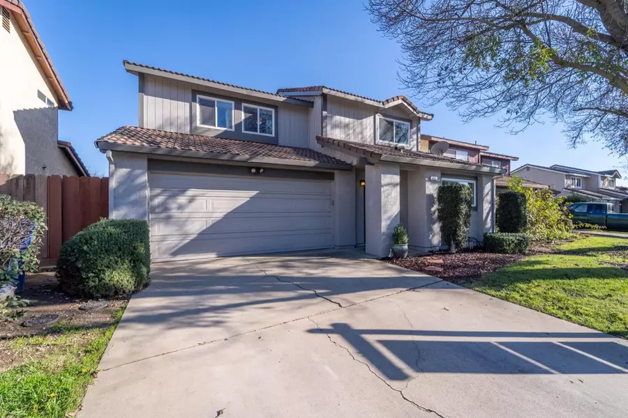 1112 Courtney WAY, Modesto, CA 95358