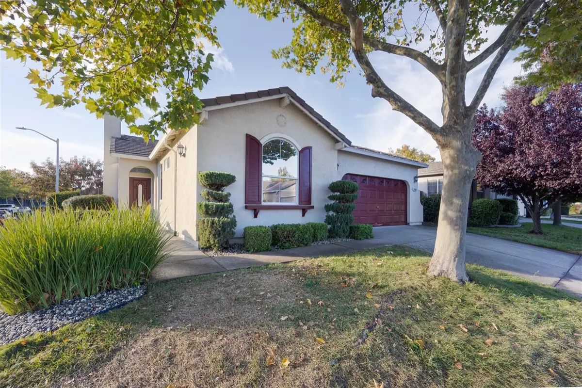 Roseville, CA 95747,1944 Sunstone DR