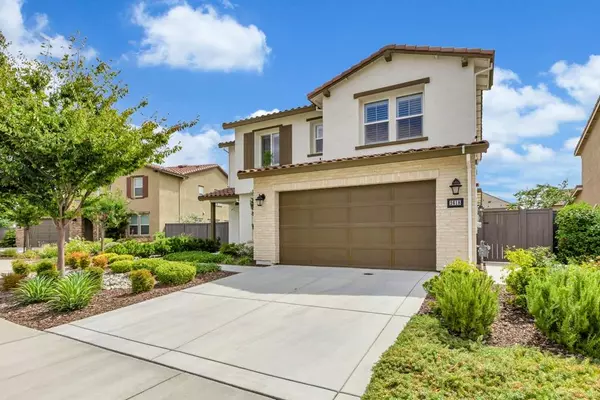 2618 Hoofbeat CT, Rocklin, CA 95765