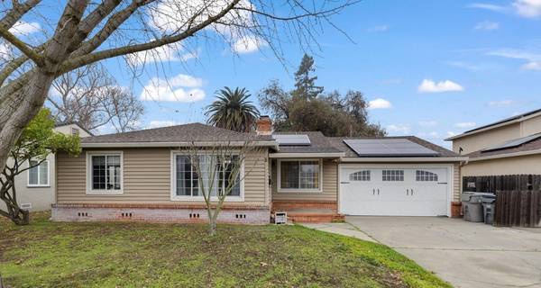 5 Gibson RD,  Woodland,  CA 95695