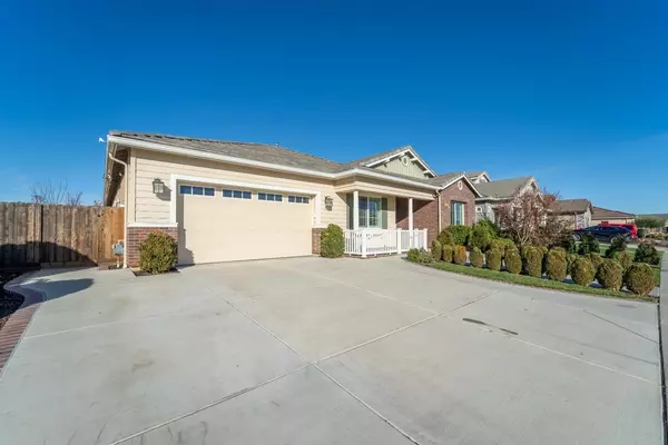 Ripon, CA 95366,323 Gemstone LN