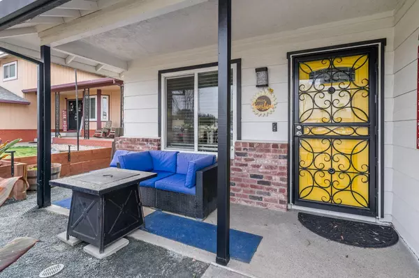 Manteca, CA 95337,720 Wawona ST