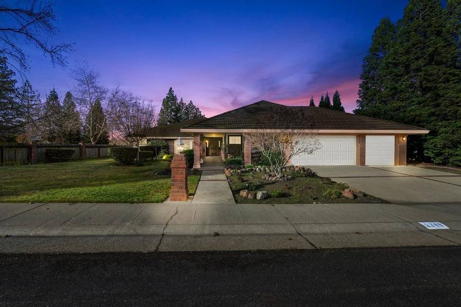 2348 Thistle Down DR, Roseville, CA 95661