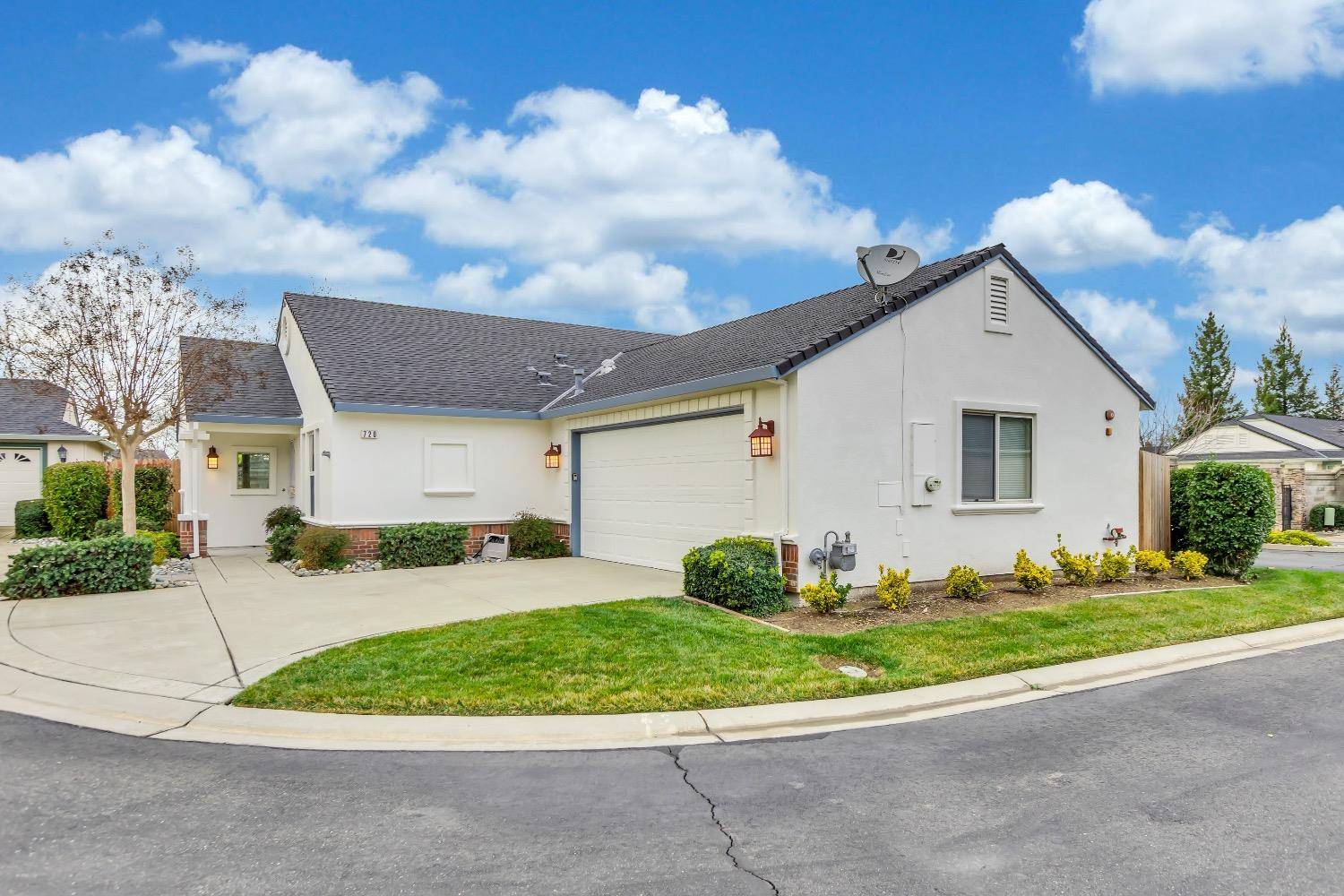 Galt, CA 95632,720 Young CT