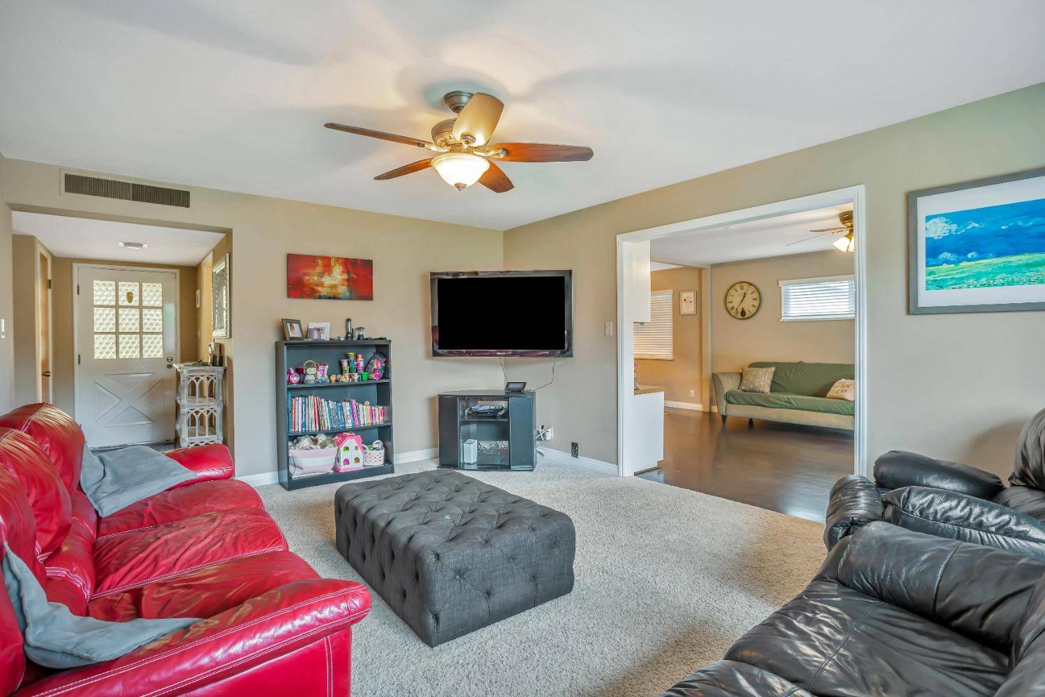 Sacramento, CA 95822,1143 26th AVE