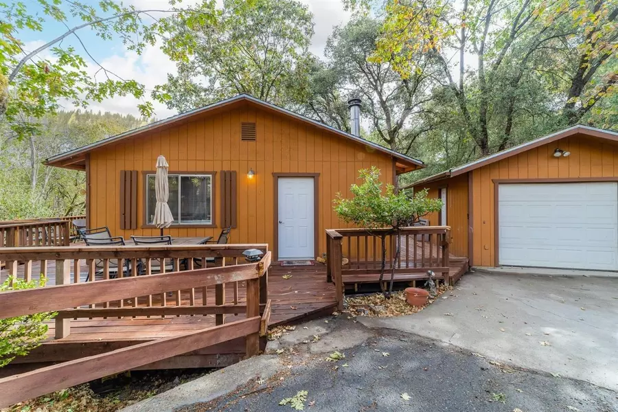 21461 Green Oaks CT, Sonora, CA 95370