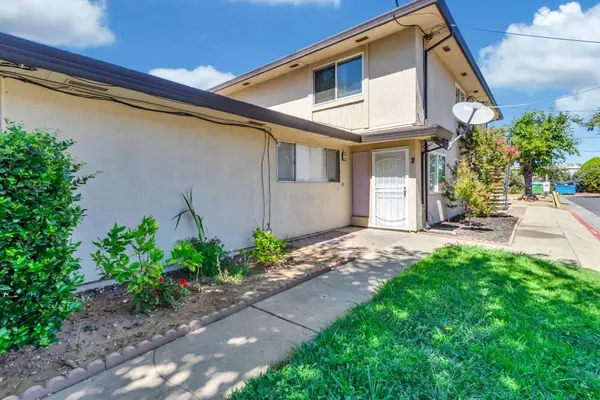 Sacramento, CA 95842,4415 Greenholme DR #2