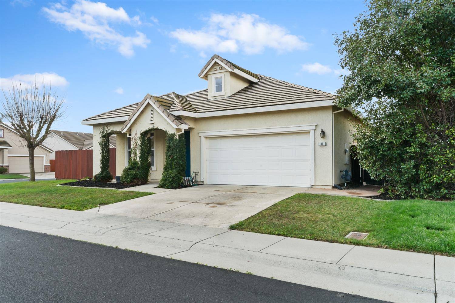 Roseville, CA 95747,1821 Santa Ines ST