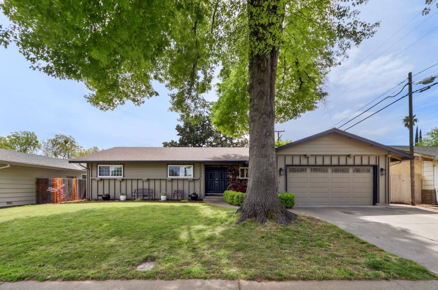 Carmichael, CA 95608,5406 Shelato WAY