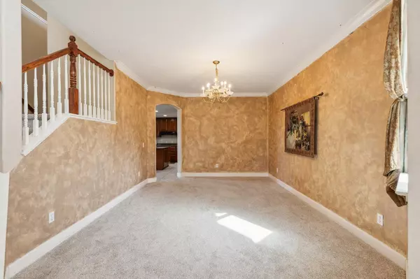 Sacramento, CA 95829,8168 Chapeau CT