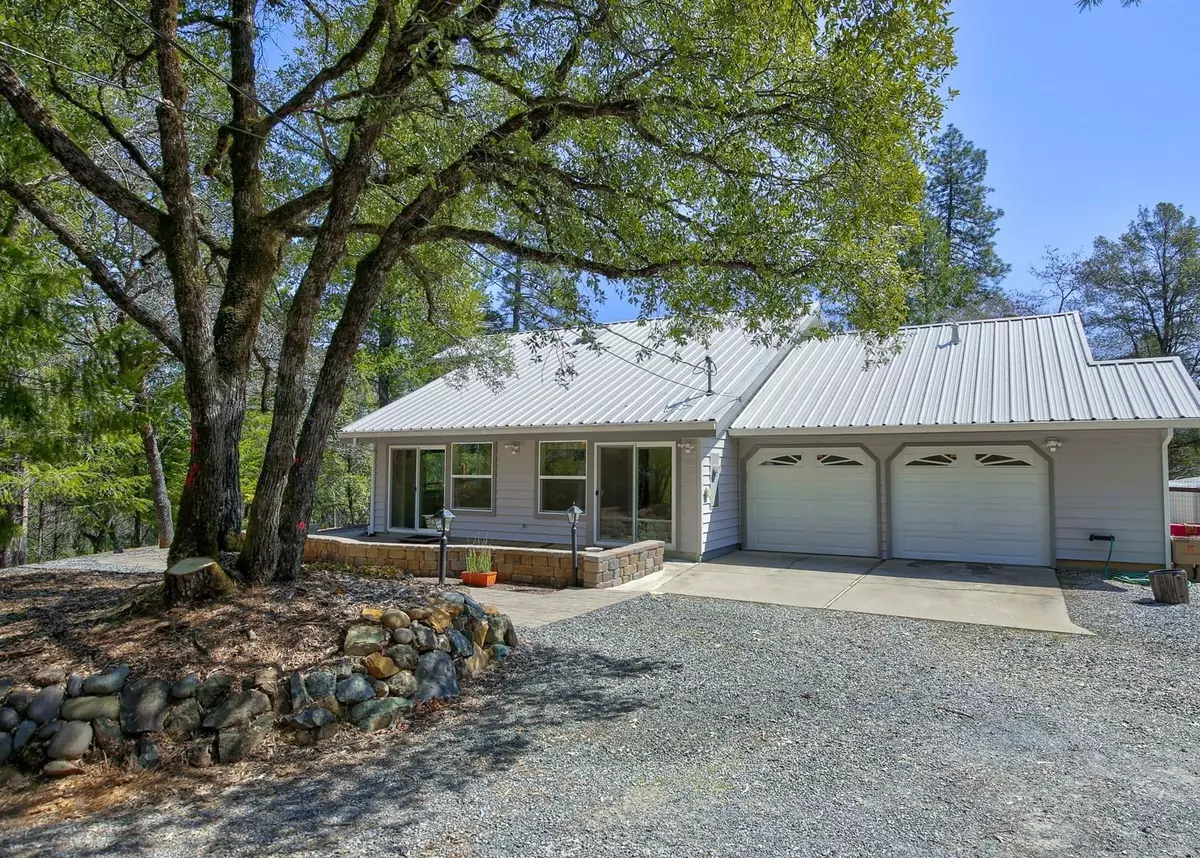 Colfax, CA 95713,890 Swanson LN