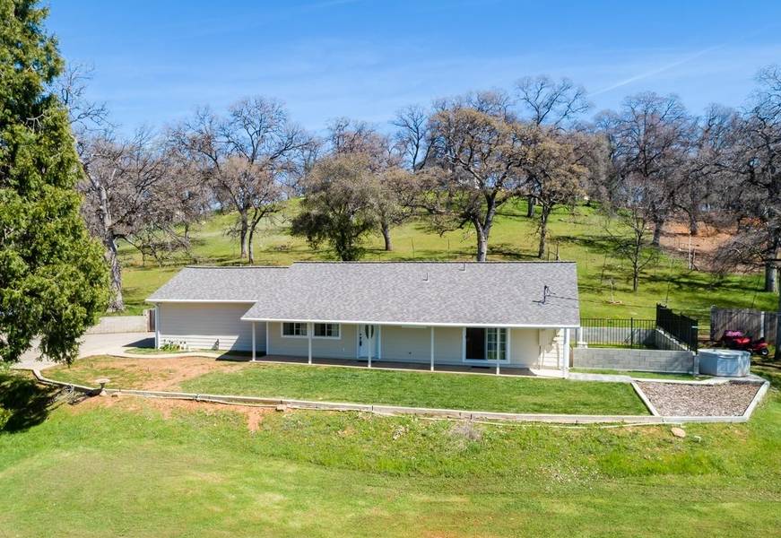 6841 Olympus DR, Garden Valley, CA 95633