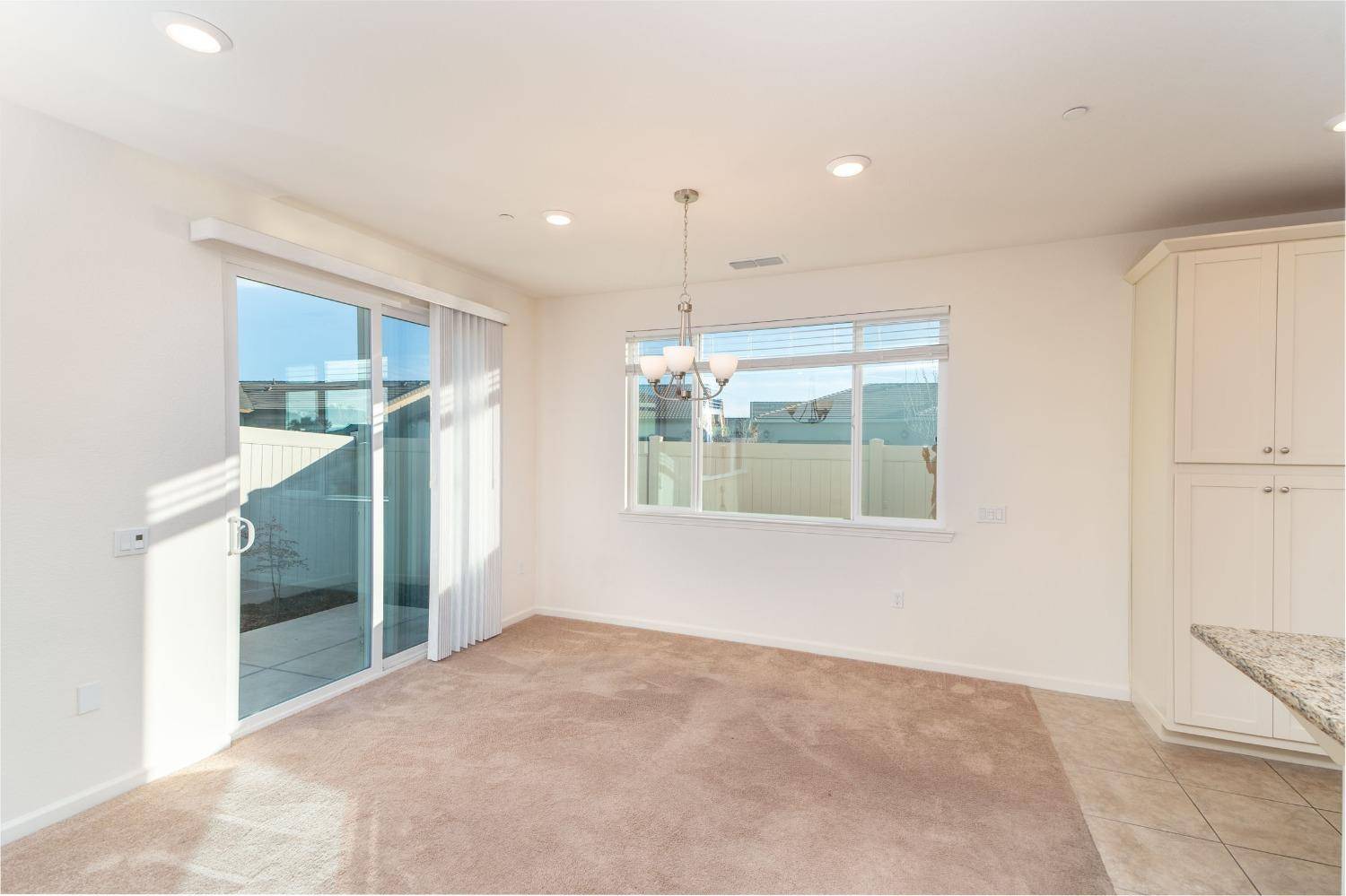 El Dorado Hills, CA 95762,1087 Pacifico LN