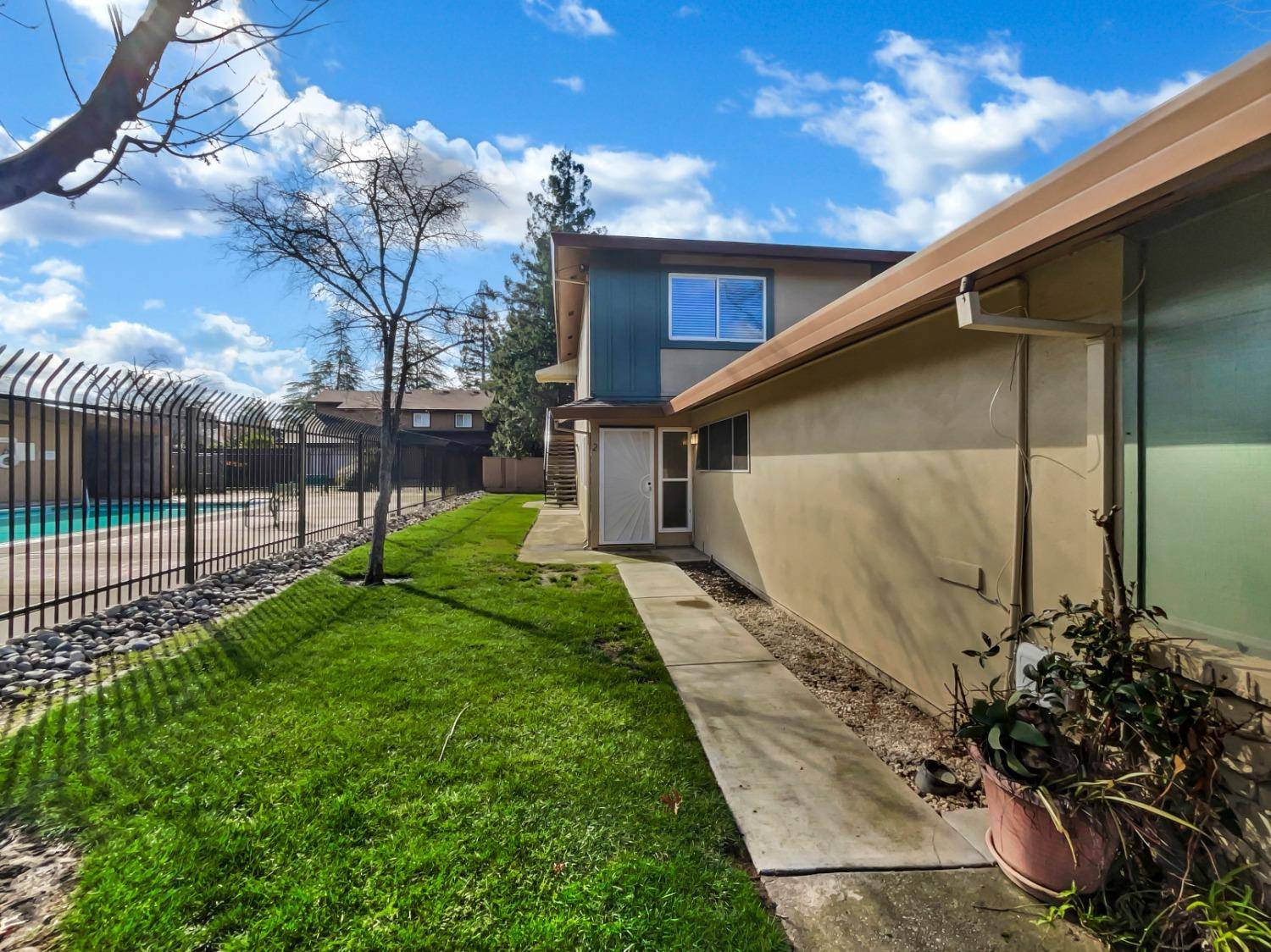 Sacramento, CA 95841,5089 Connecticut #2