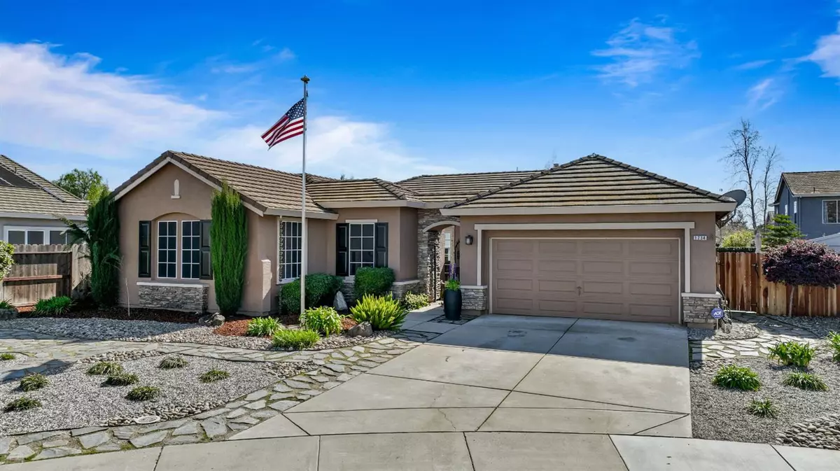 Ripon, CA 95366,1734 Natalie CT