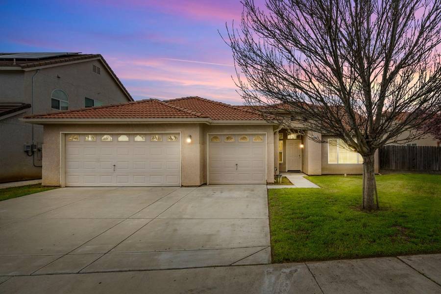 2155 Redwood WAY, Newman, CA 95360