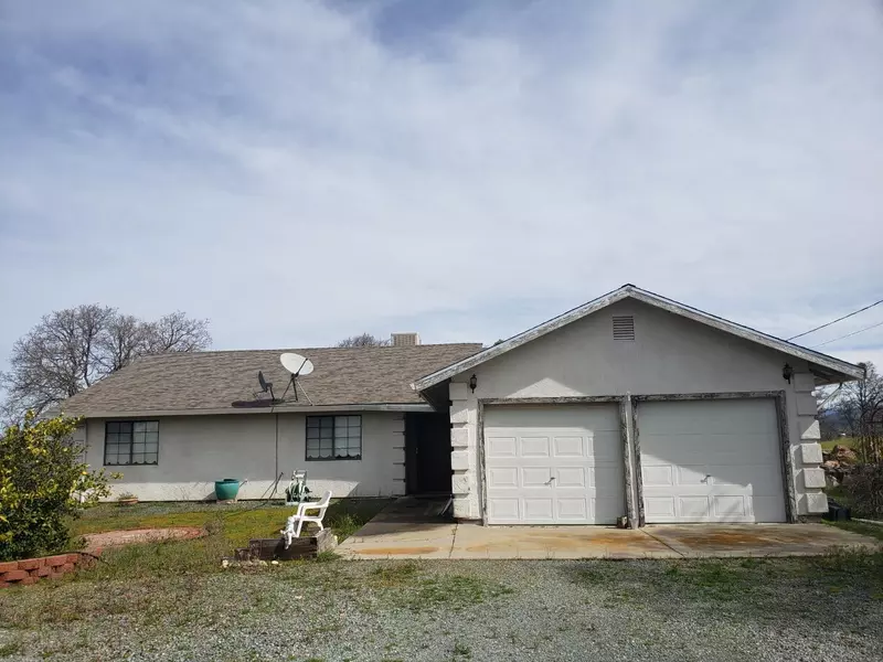 9814 Buena Vista DR, La Grange, CA 95329