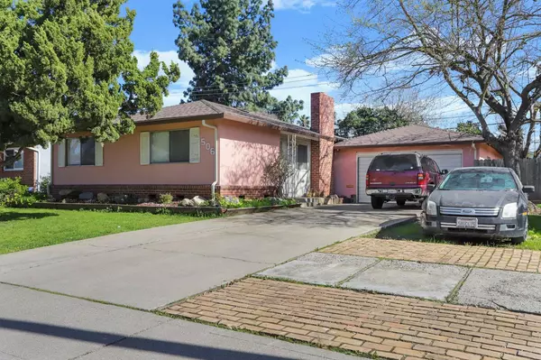 Stockton, CA 95207,506 W Pardee LN