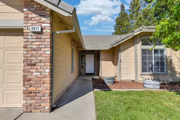 Sacramento, CA 95829,8977 Carlisle AVE