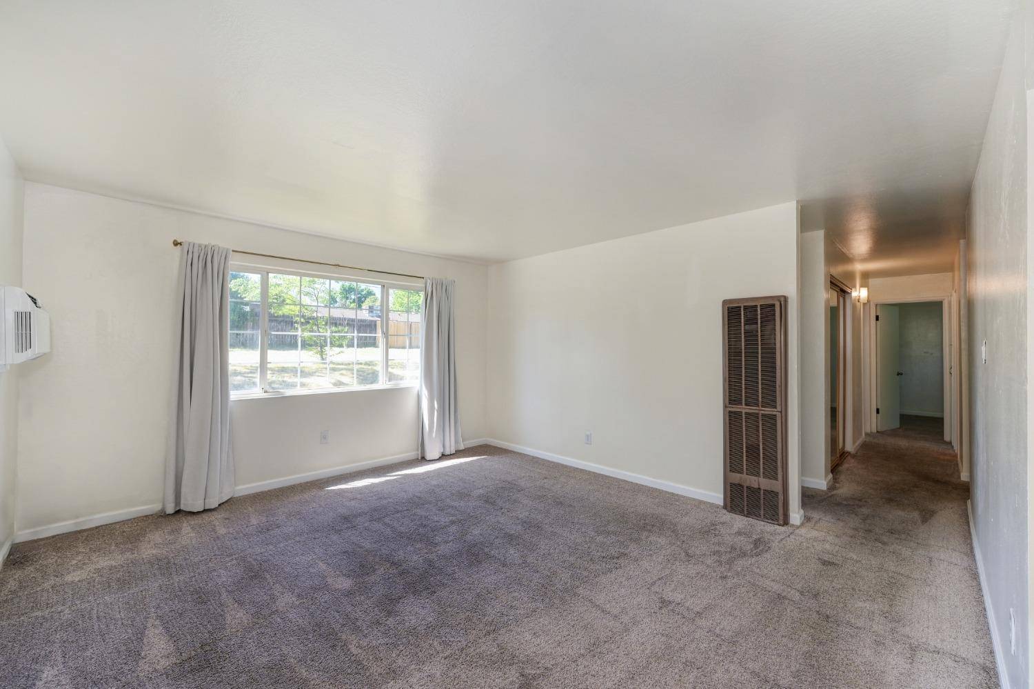Fair Oaks, CA 95628,8272 Deseret AVE