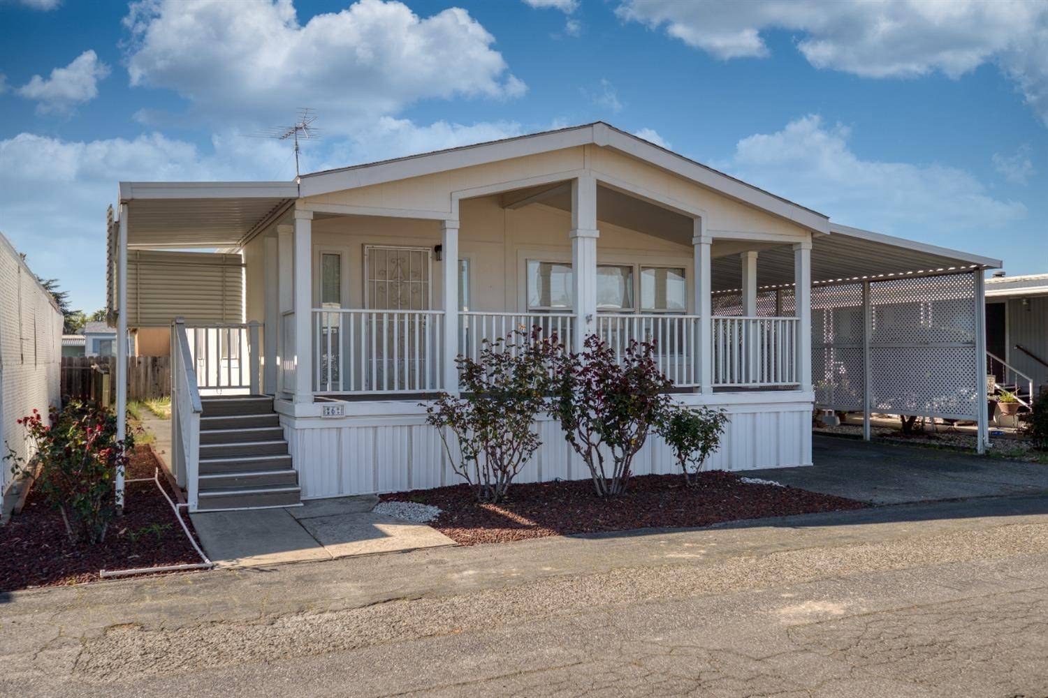 Modesto, CA 95350,2307 Oakdale #6