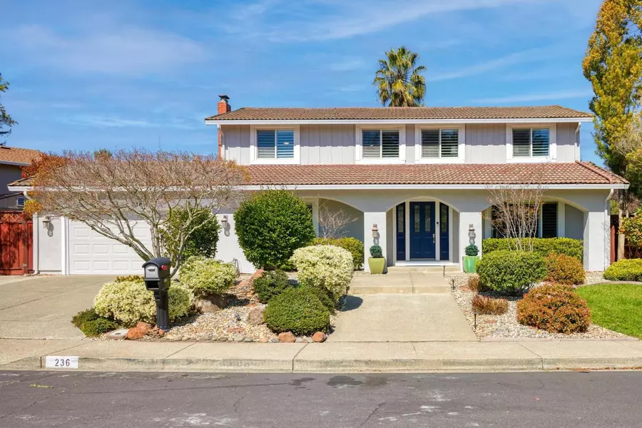 236 La Pera CIR, Danville, CA 94526