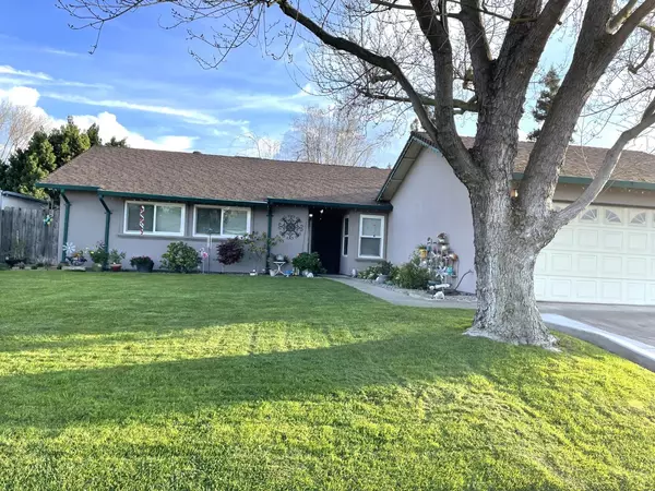 1418 Bordeau DR, Lodi, CA 95242