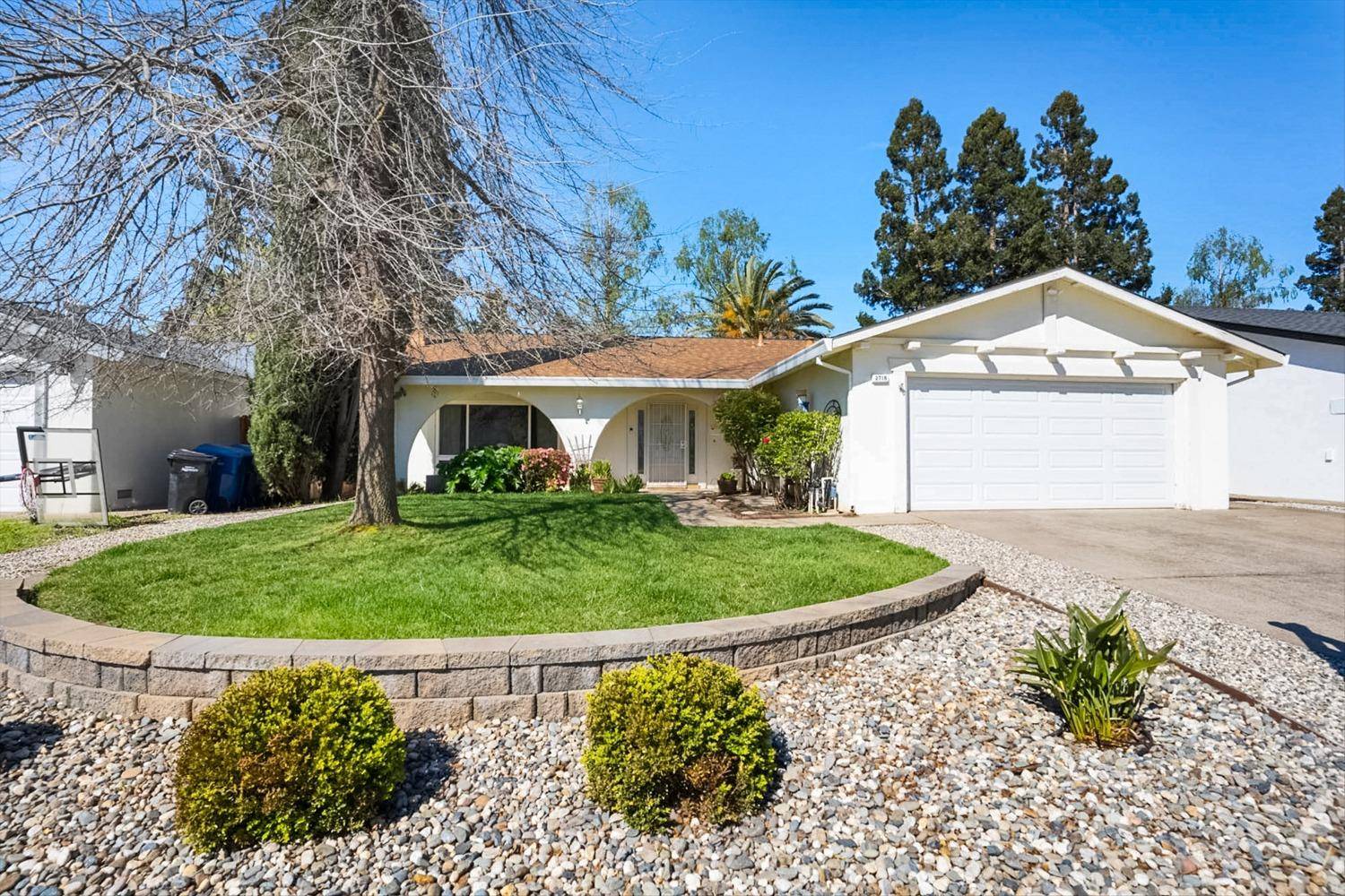 2716 El Cerro CT, Sacramento, CA 95827