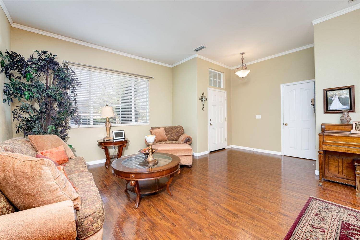 Wheatland, CA 95692,806 Griffith WAY