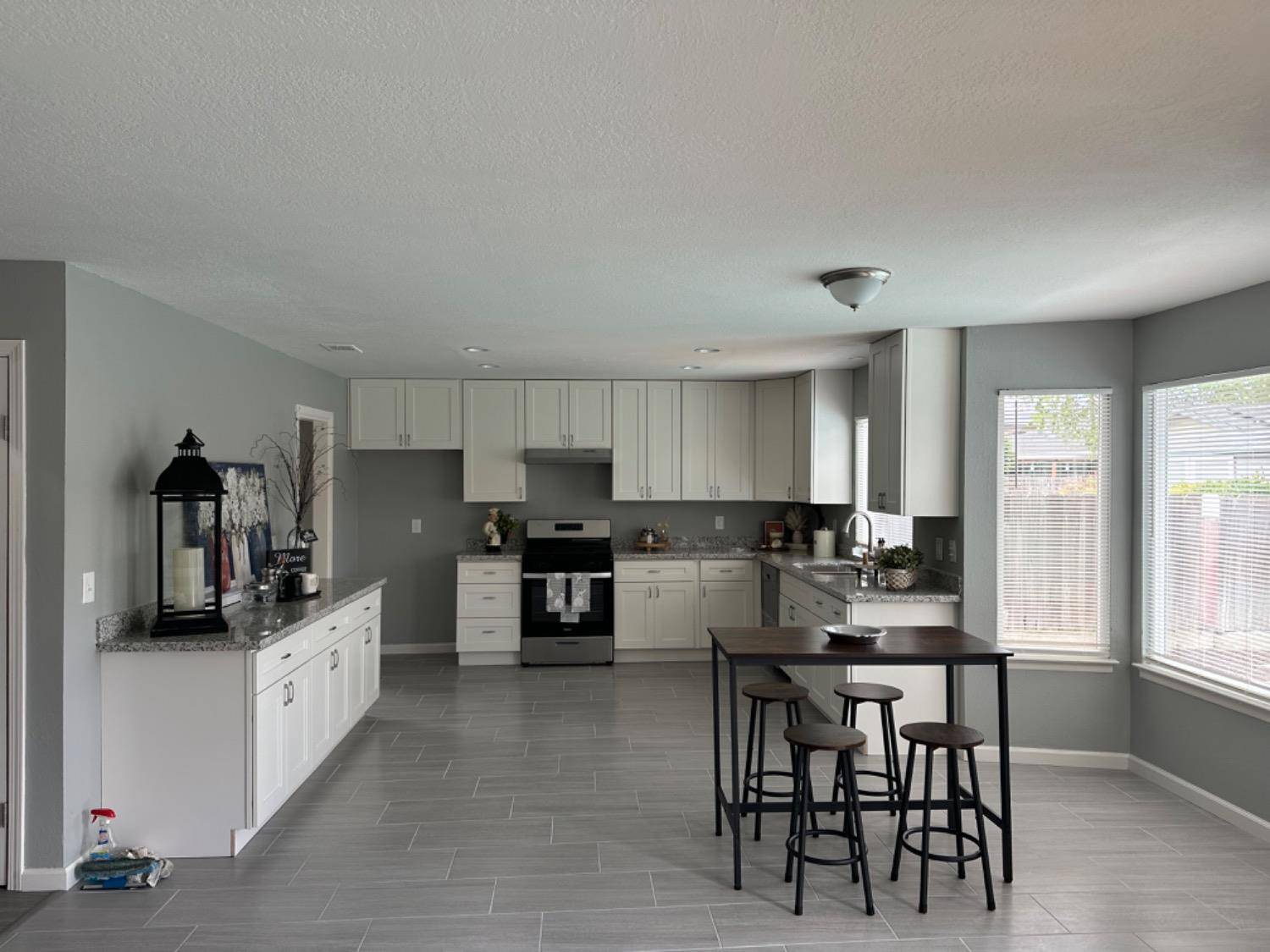 Stockton, CA 95207,2925 Hempstead WAY