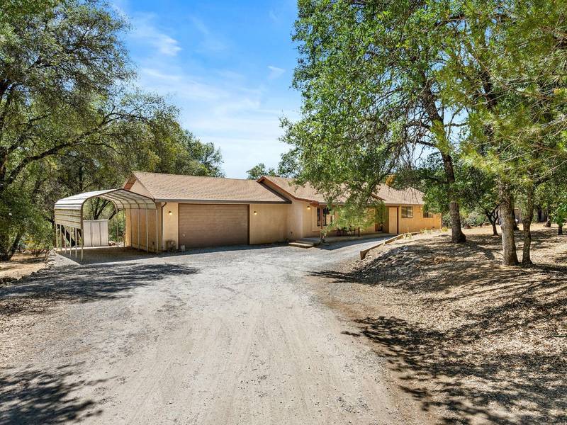 4930 Tullis Mine RD, Diamond Springs, CA 95619