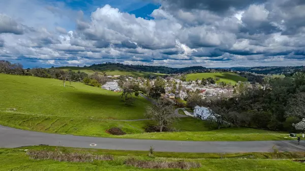 Sutter Creek, CA 95685,B David DR