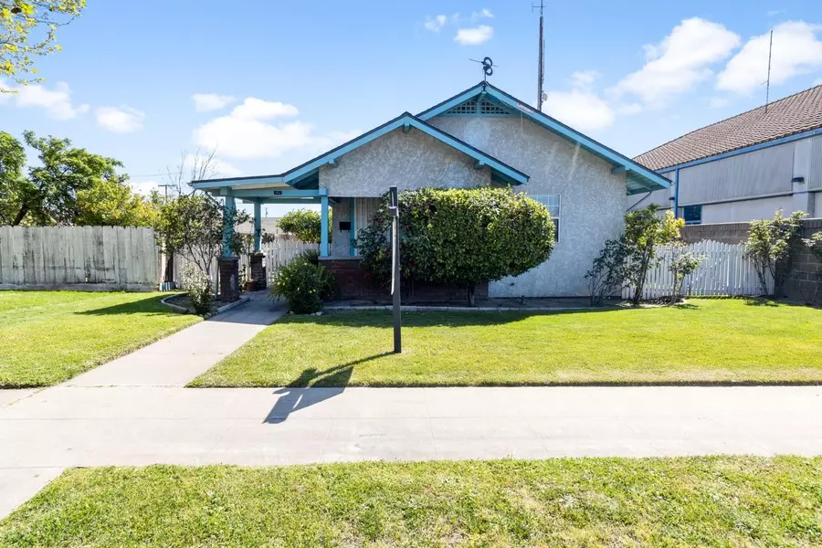 1526 C ST, Livingston, CA 95334