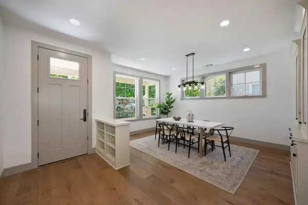 5425 U ST Sacramento, CA 95817