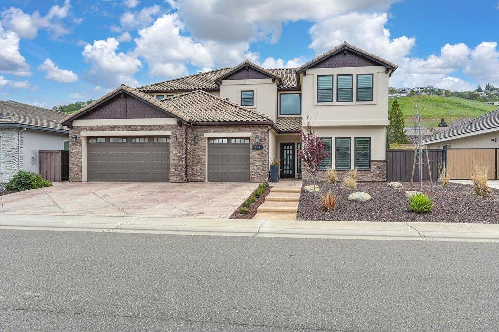 724 Oliver CT, Folsom, CA 95630