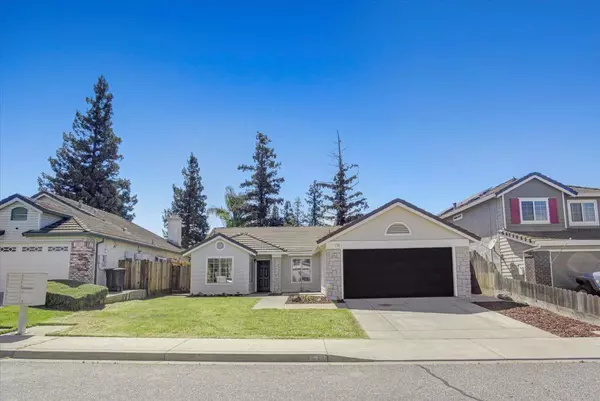 256 Adobe Creek LN, Oakdale, CA 95361