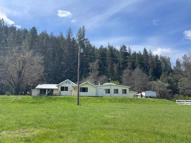 59799 State Hwy 299, Douglas City, CA 96024