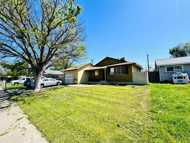 1748 Neihart AVE, Sacramento, CA 95832