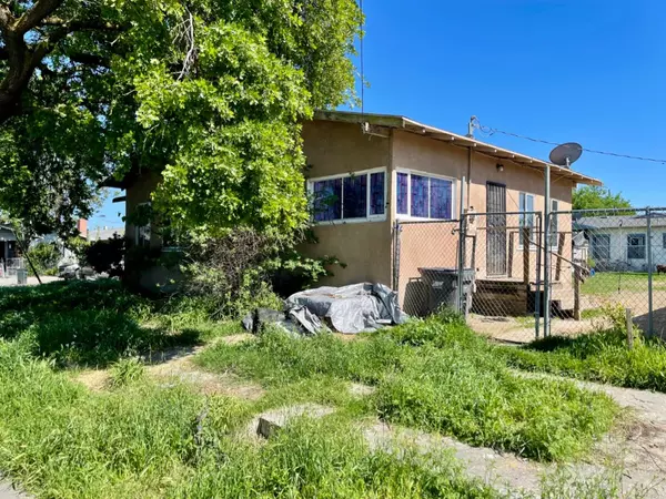 Stockton, CA 95205,1615 Palm AVE