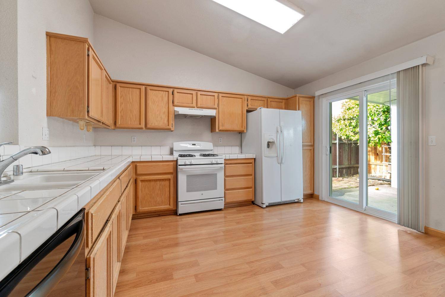 Lincoln, CA 95648,1190 Toyon Circle