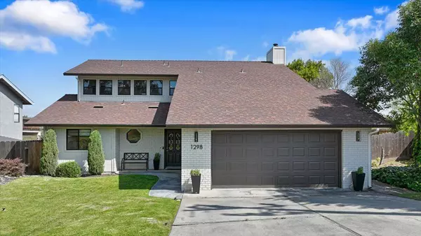 Oakdale, CA 95361,1298 River Bluff DR